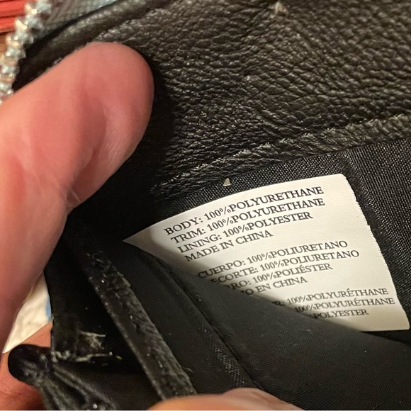 Betsey Johnson Bow Wristlet in Light Blue Vegan Leather - Picture 4 of 6